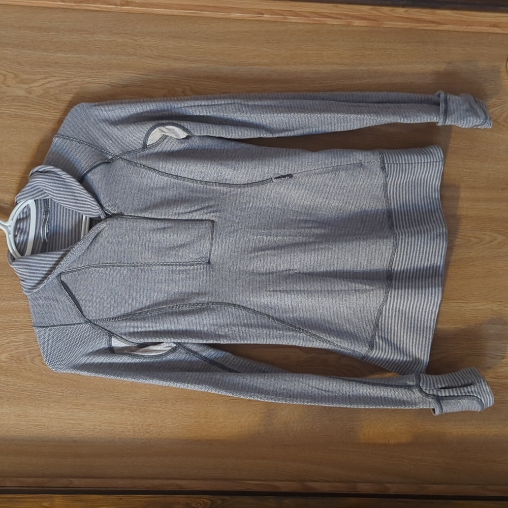 Lululemon Think Fast Pullover